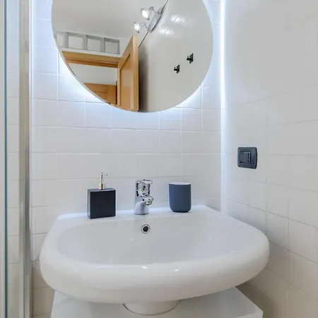 Apartmán Charme - Parcheggio A 20 Mt - 5 Min Dalla Fiera Di *